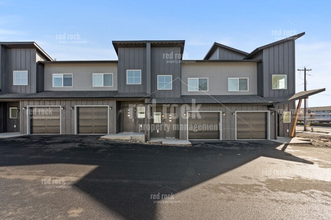 Building Photo - 12625 E Main Ave