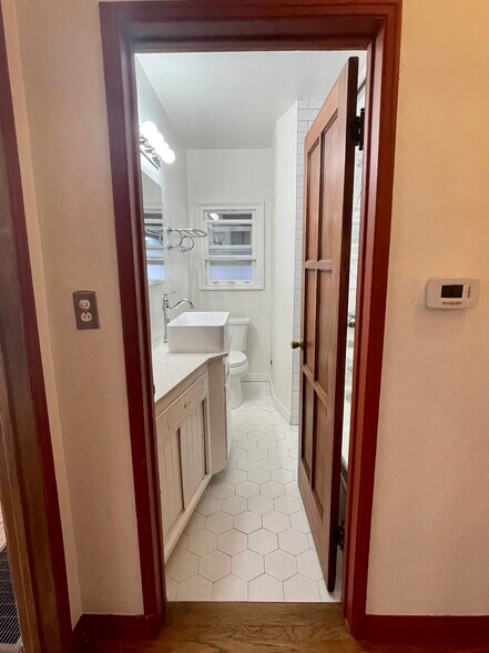 Guest Bathroom - 3015 Locust St