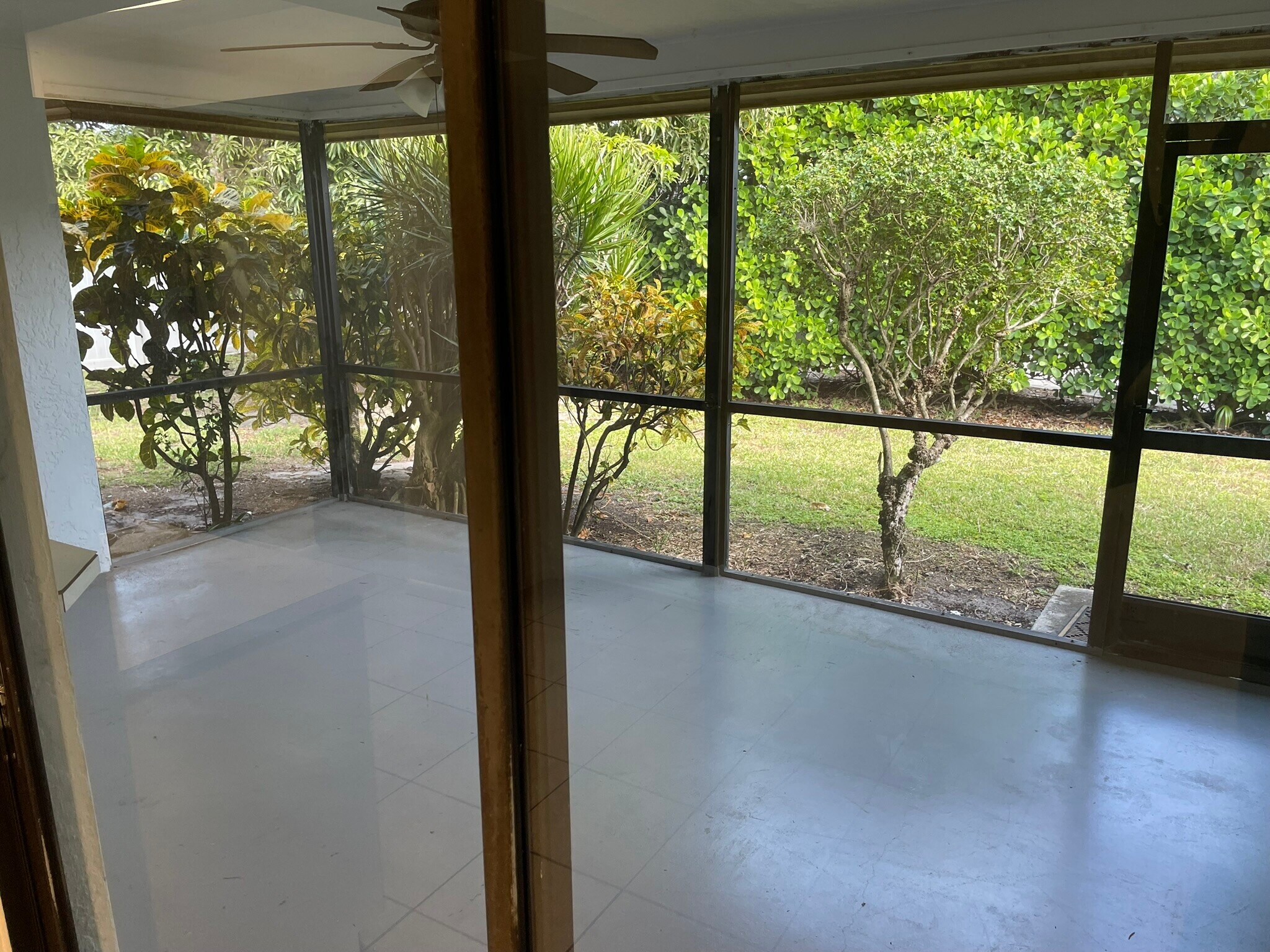 Building Photo - 10022 8th St