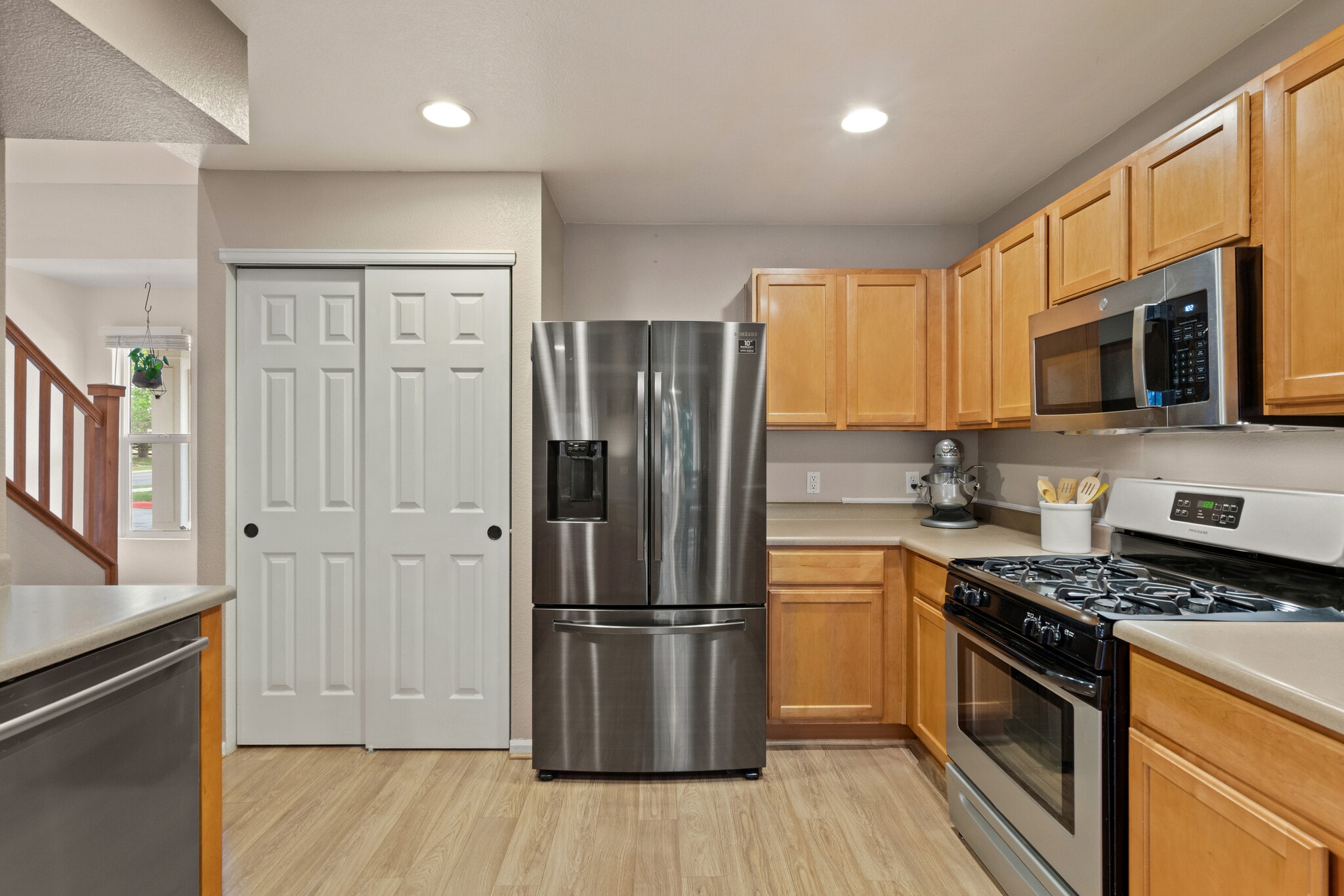 Building Photo - 708 Crown Ridge Ln