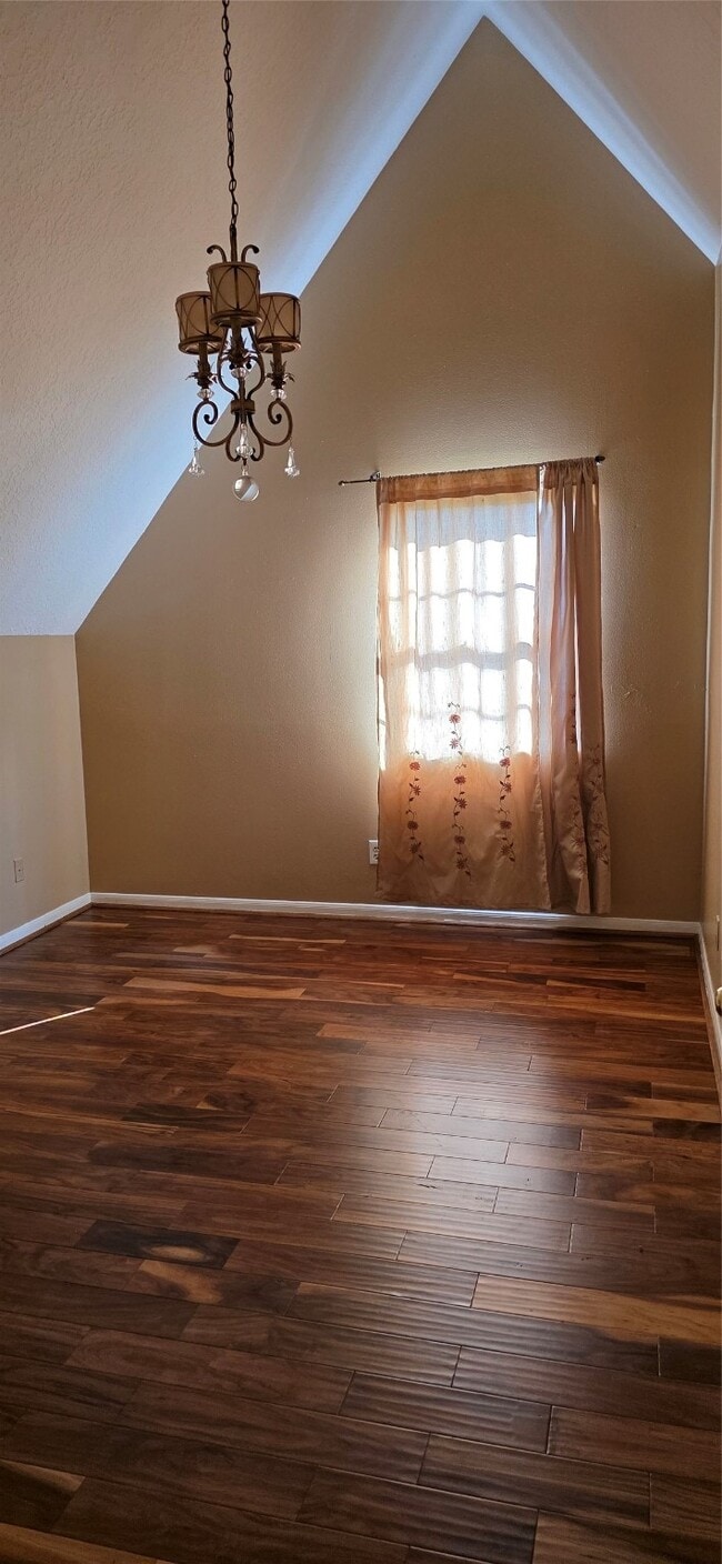 Building Photo - 14810 Charlmont Dr