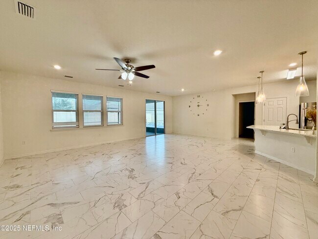 Building Photo - 9605 Price Park Dr