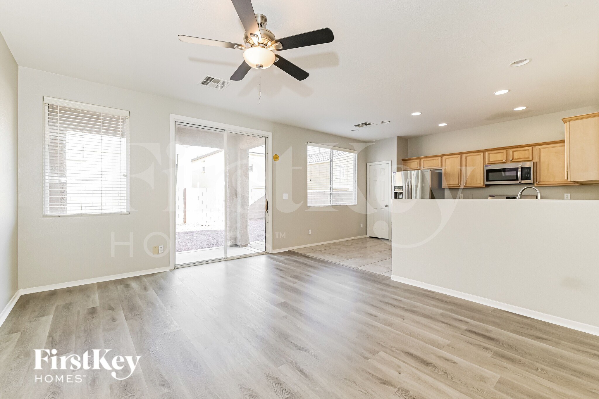 Building Photo - 4946 Copperlyn St