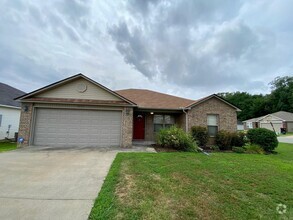 Building Photo - 2633 Chapel Creek Dr