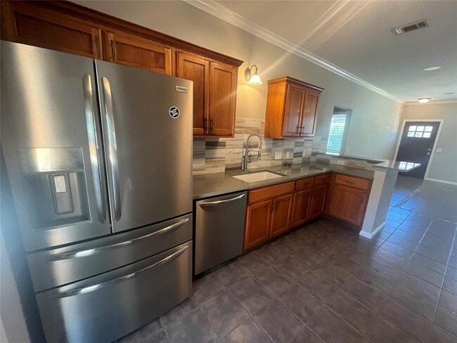 Building Photo - 2203 Yellow Bird Trail