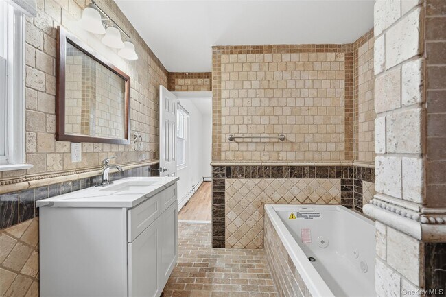 Building Photo - 1618 Morningview Dr