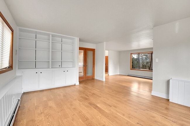 Building Photo - 29604 Canterbury Cir