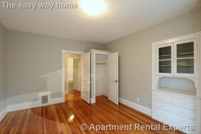 Building Photo - 21 Granite St