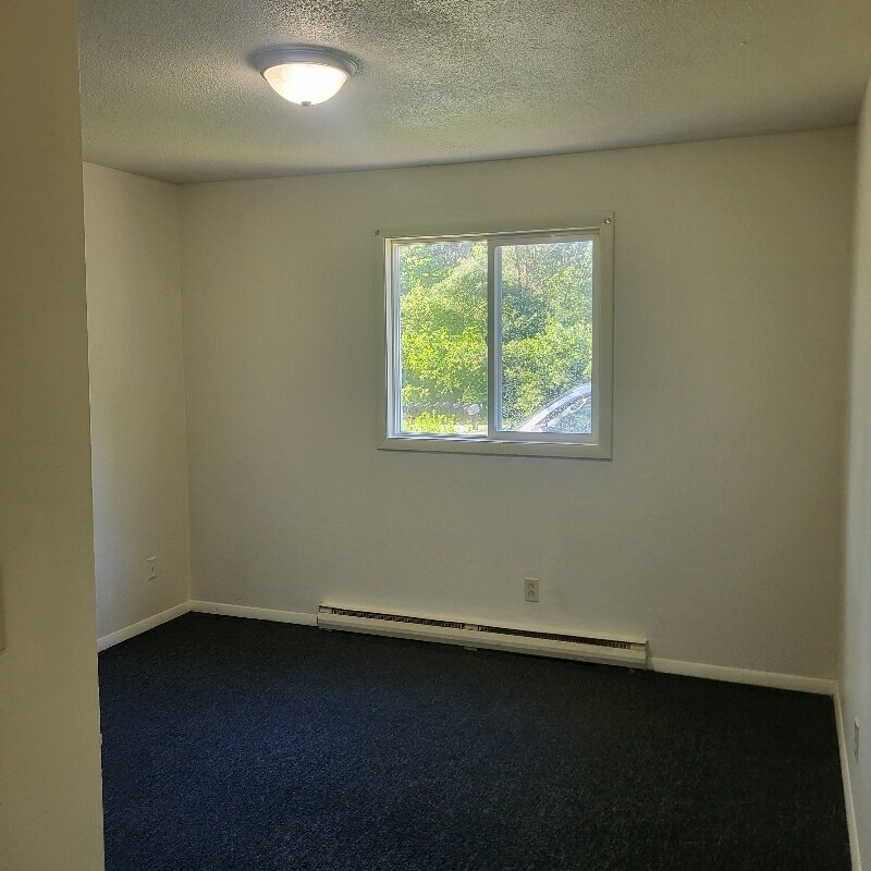 Building Photo - 1003 Colonial Dr