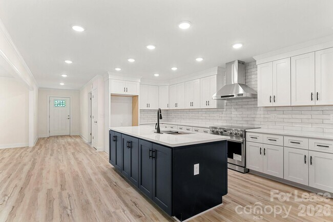 Building Photo - 116 Maple Grove Church Rd