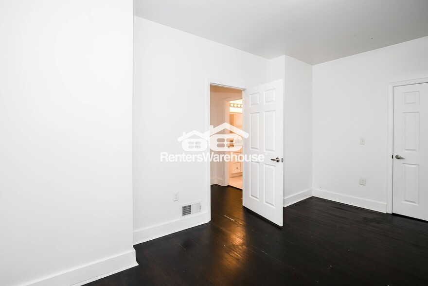 Building Photo - 1322 Yecker Ave