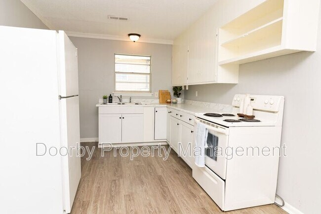 Building Photo - 1740 Ocoee St