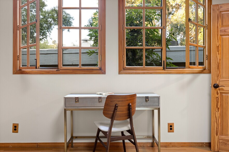 Building Photo - 3034 Valevista Trl