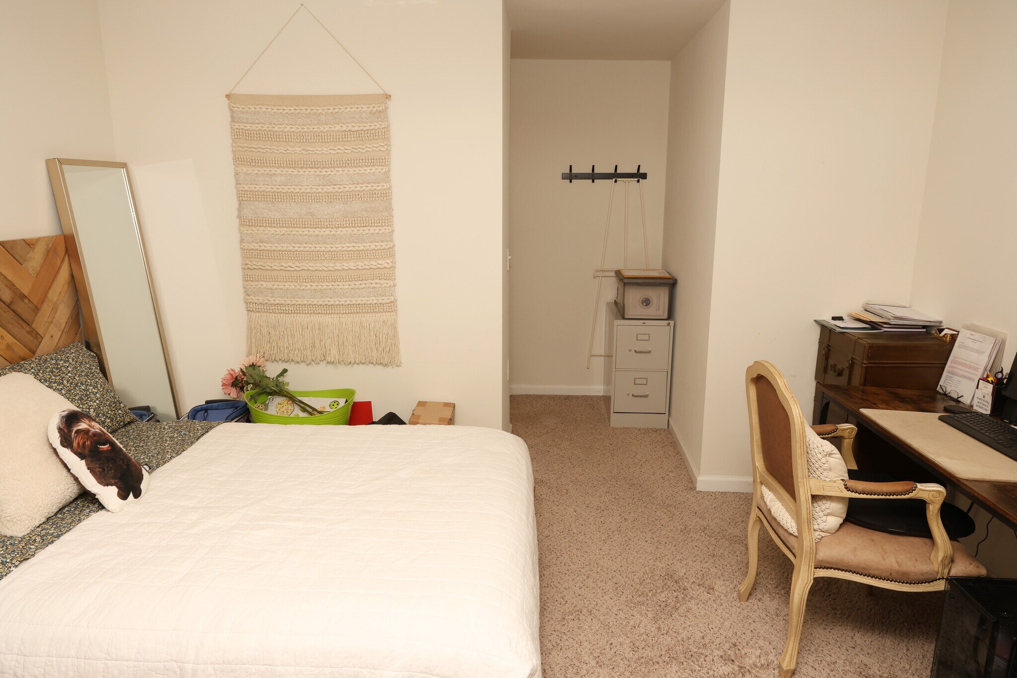 Building Photo - 233 US-206