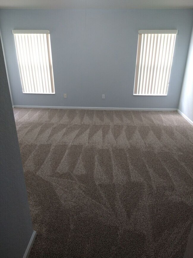 Building Photo - Cypress Reserve 4 Bedroom-Kissimmee