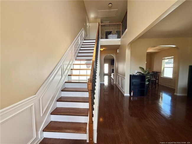 Building Photo - 642 Regimental Dr