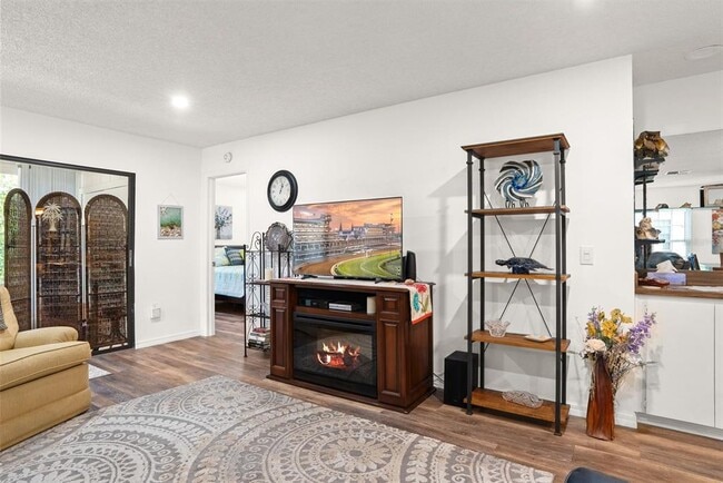 Building Photo - 2123 Sea Pines Ct