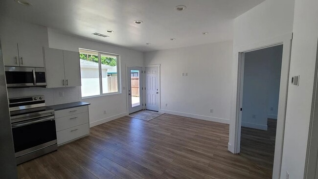 Building Photo - Brand new ADU in West Sacramento