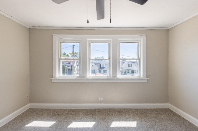 Building Photo - 12917 Orme Rd