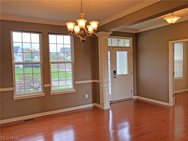 Building Photo - 3696 Kenway Blvd