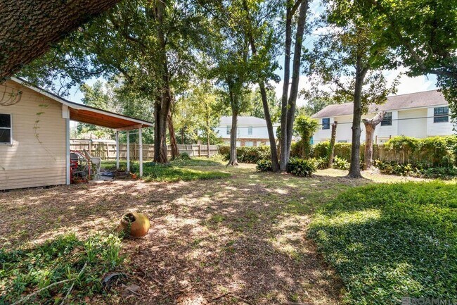 Building Photo - 11918 Spring Meadow Dr