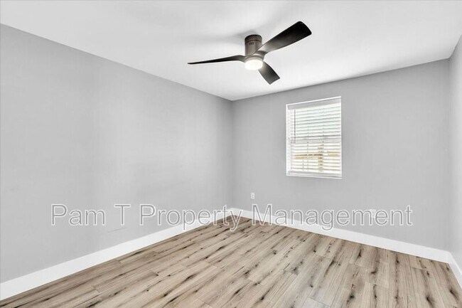 Building Photo - 2514 Florida Ave