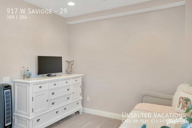 Building Photo - Spring Lake Condo w/ Lake Views
