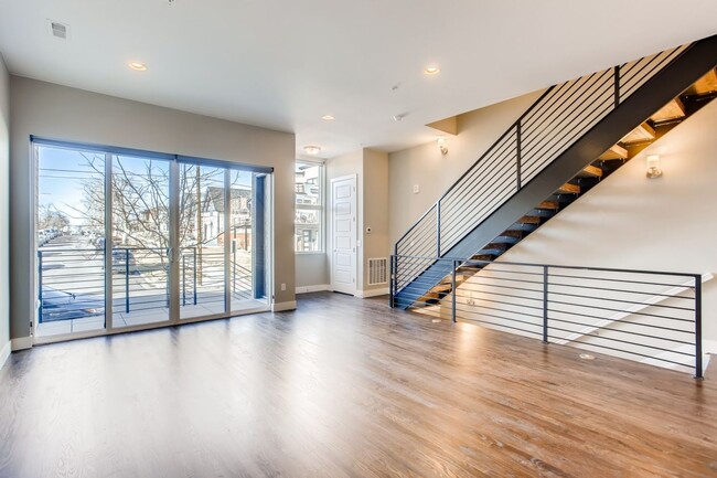 Building Photo - New Construction 3 Bedroom Townhomes with ...