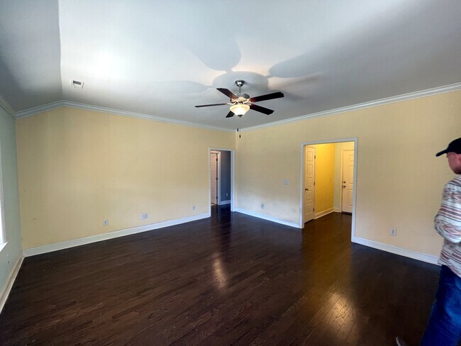 Building Photo - 106 Summerset Ln