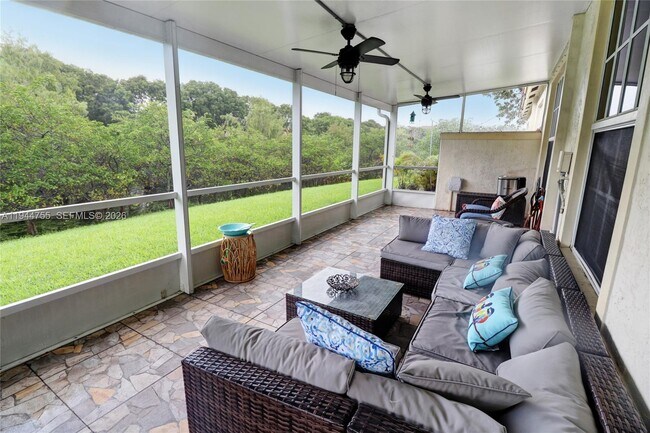 Building Photo - 1706 NW 78th Way