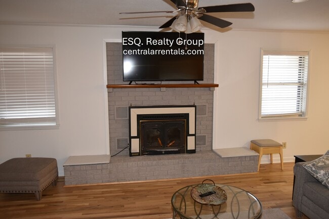 Building Photo - 38 Shoshoni Dr