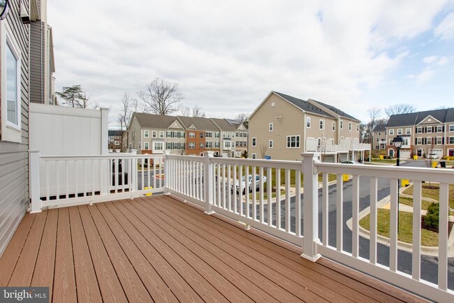 Building Photo - 1314 Hawthorn Dr