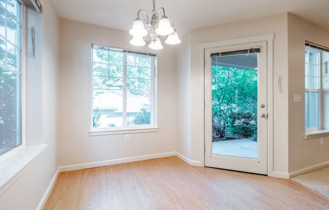 Building Photo - Luxury Living at West Oaks Condominiums