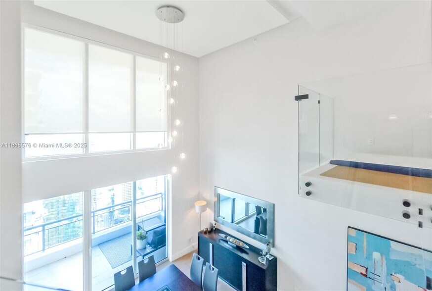 Building Photo - 60 SW 13th St