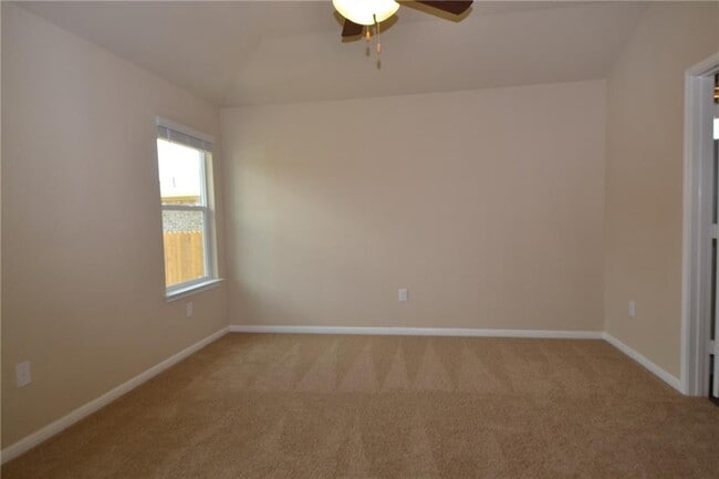 Building Photo - 11108 Furrow Hill Dr