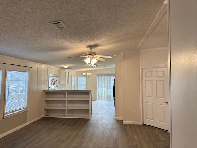 Building Photo - 11941 Watergate Cir