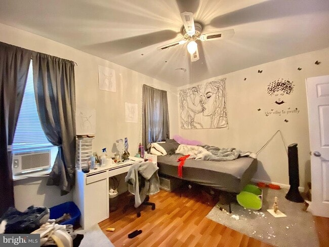 Building Photo - 2030 N Gratz St