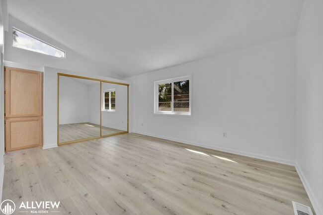 Building Photo - Charming 3-Bedroom Home in Rancho Bernardo...