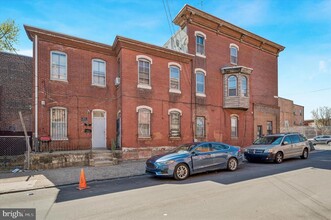 Building Photo - 3015 Frankford Ave