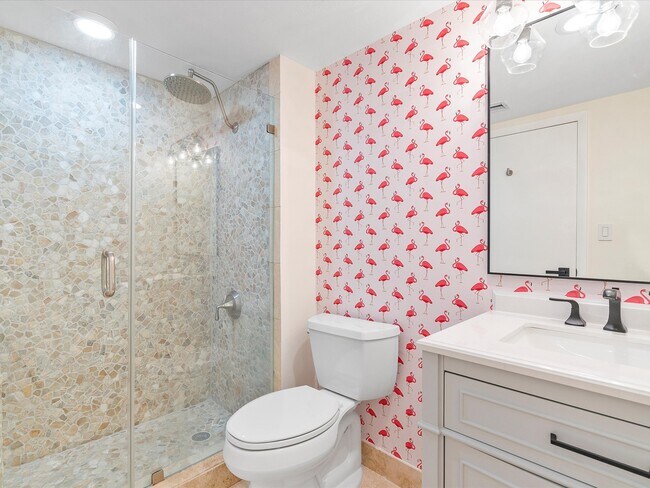 Building Photo - 650 West Ave