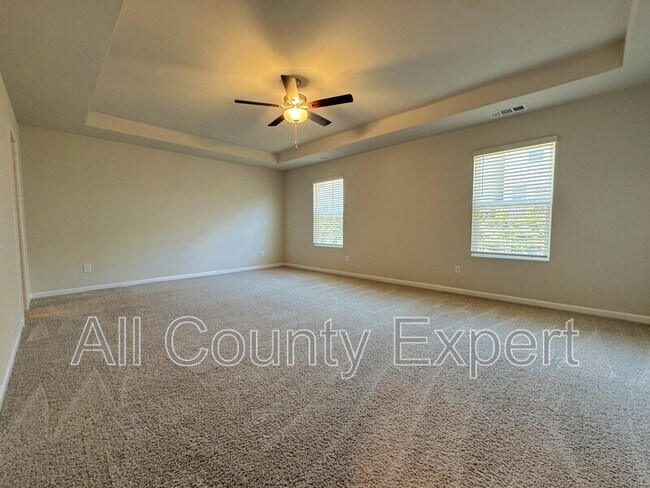 Building Photo - 280 Whitetail Cir