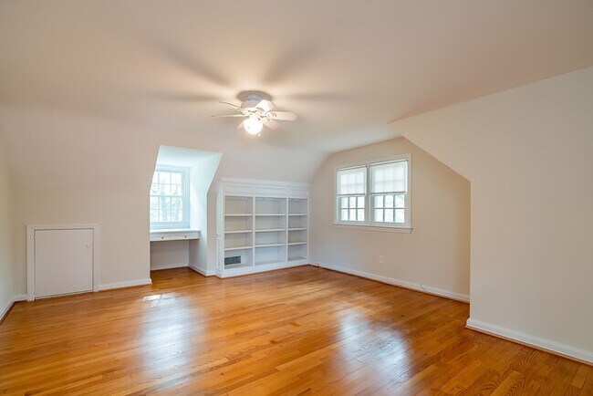 Building Photo - MUST SEE! Cozy Corner Cape in Chevy Chase is Move-in Ready!