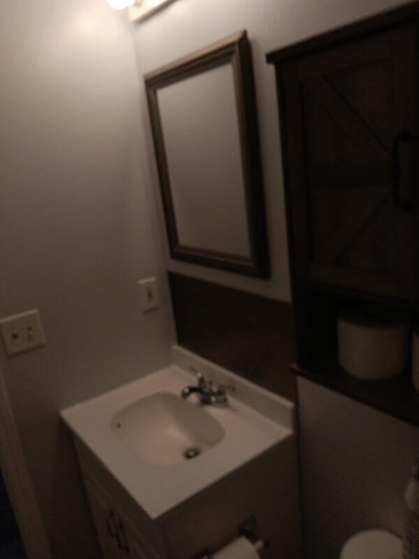 Building Photo - 5520 Carla Dr