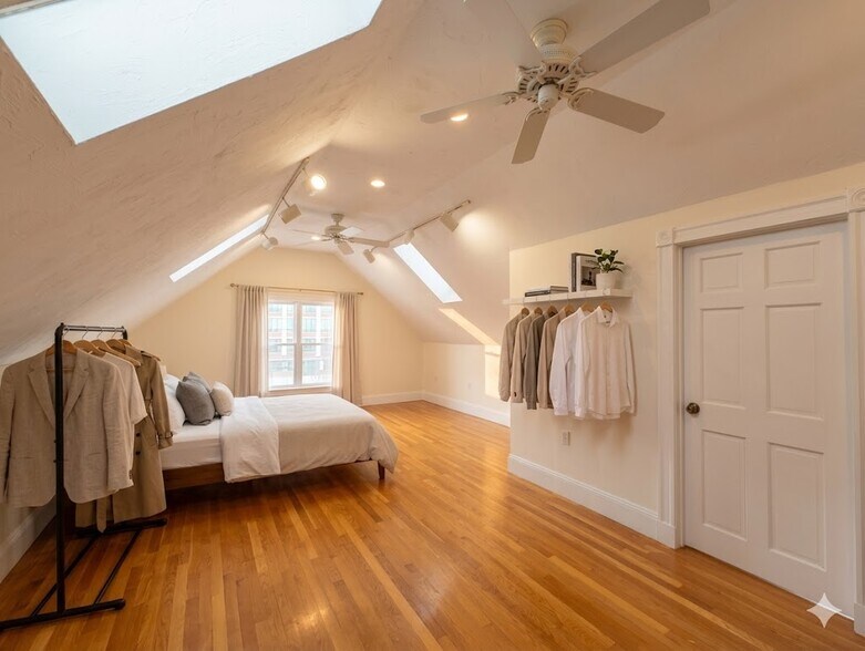 Building Photo - 207 Boston Ave