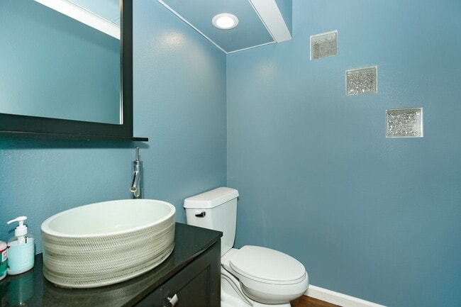 Building Photo - Convenient Location with AC and Solar Photovoltaic