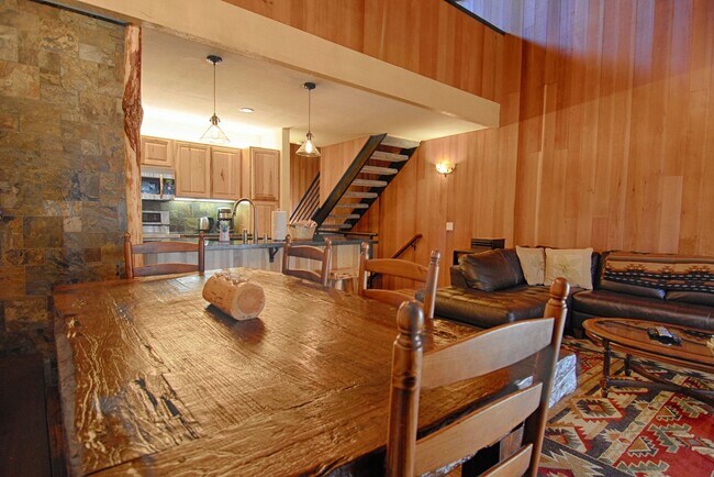 Building Photo - SKI LEASE: Kings Beach; Updated, Well Appointed Townhome