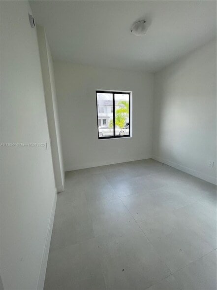 Building Photo - 34503 SW 191st Ct