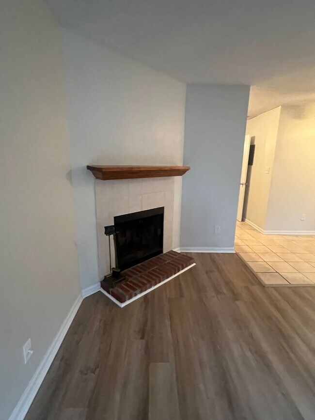 Building Photo - 2510 Mar Ct