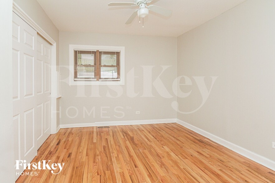 Building Photo - 7744 Lotus Ave