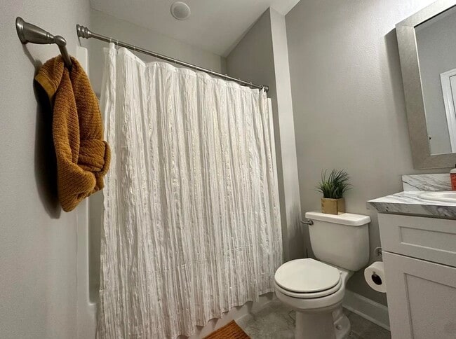 Building Photo - 929 Beaver Creek Way